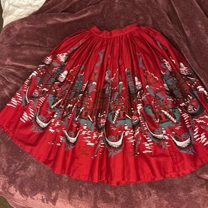 Pinup Girl Clothing Jenny Skirt in Venice Waterway Print.